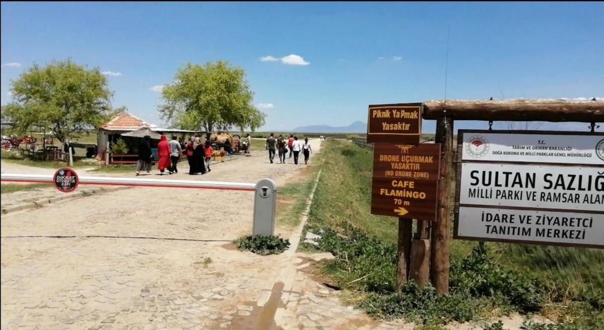 Sultan Sazlığı\'nda park yeri sorunu çözüm bekliyor