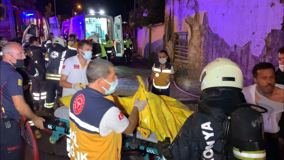 3 küçük kız kardeş müstakil evde çıkan yangında hayatını kaybetti