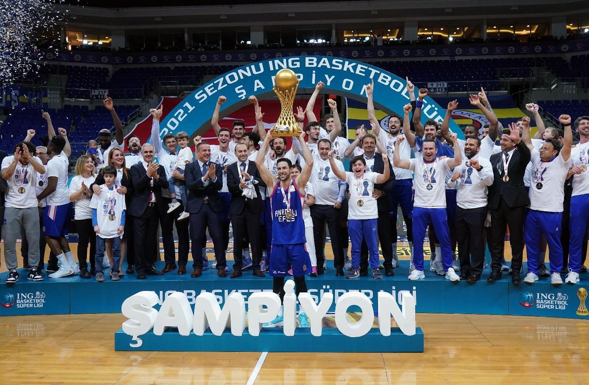 Anadolu Efes ve Fenerbahçe Beko, "Euroleague Devotion Pazarlama Ödülleri"nde finalde