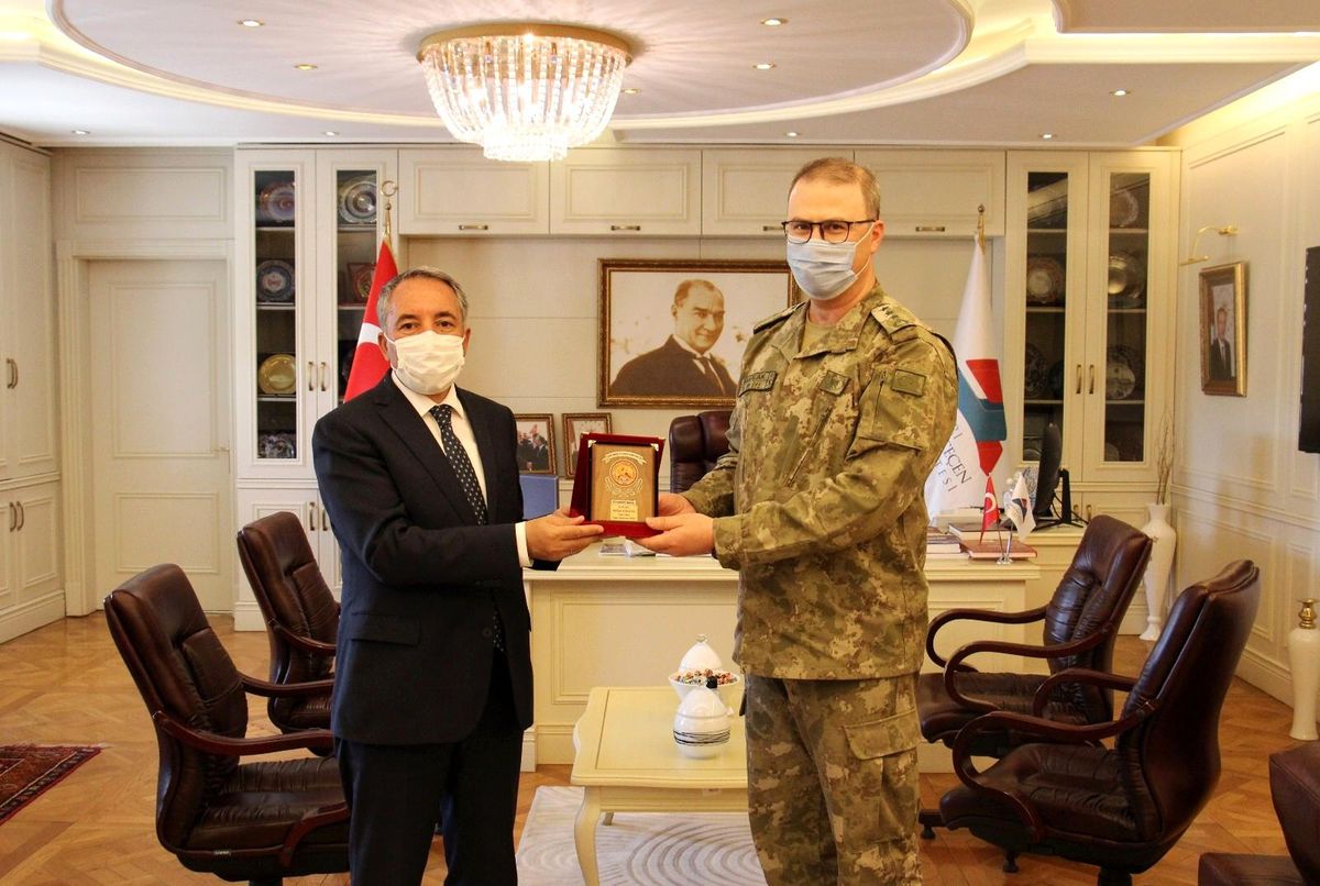 Karabulut: "AİÇÜ Ağrı\'nın uluslararası alandaki bilinirliğinin artırılmasına katkı sağlıyor"