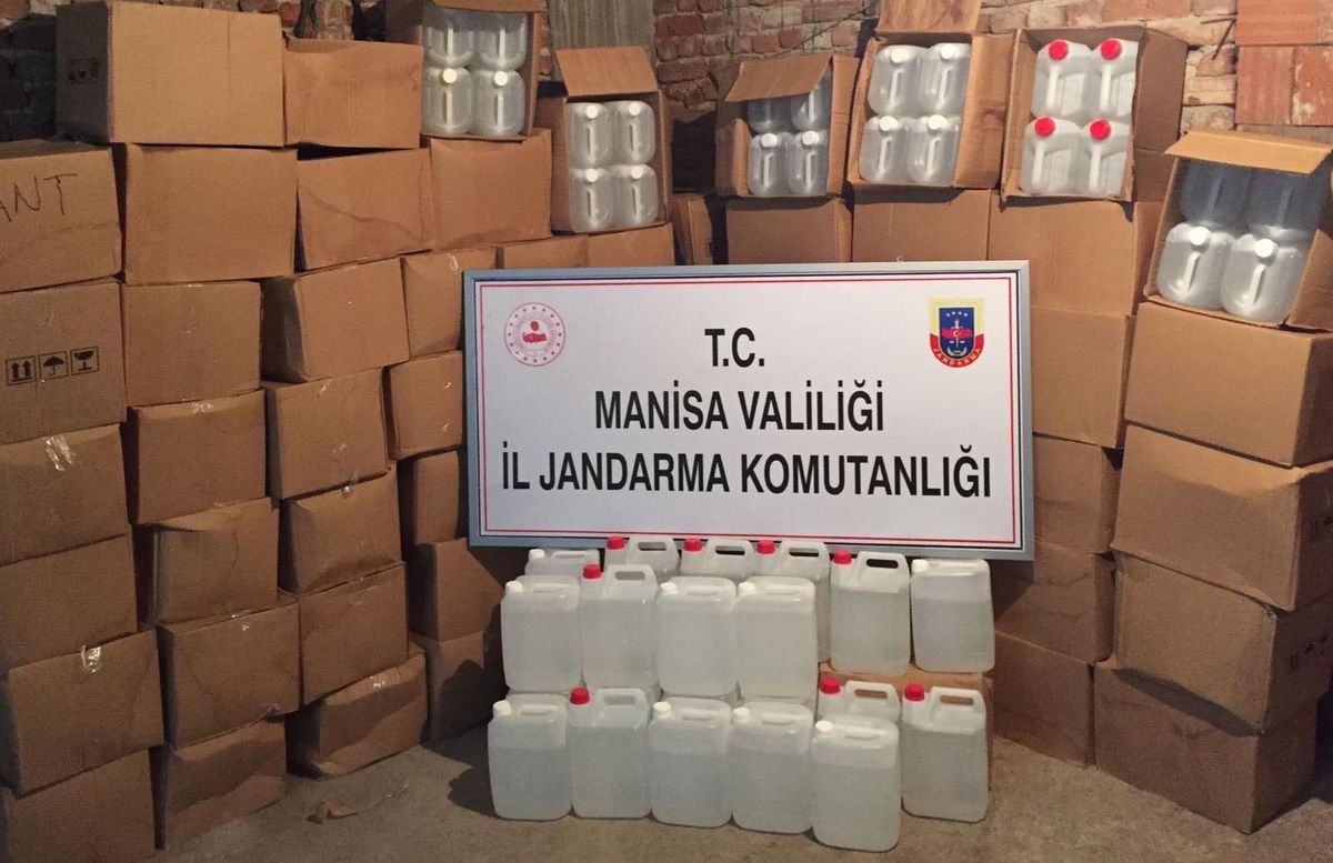 Manisa\'da 30 litre sahte içki ile 1,5 ton etil alkol yakalandı