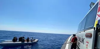 Marmaris'te 10 kaçak göçmen kurtarıldı