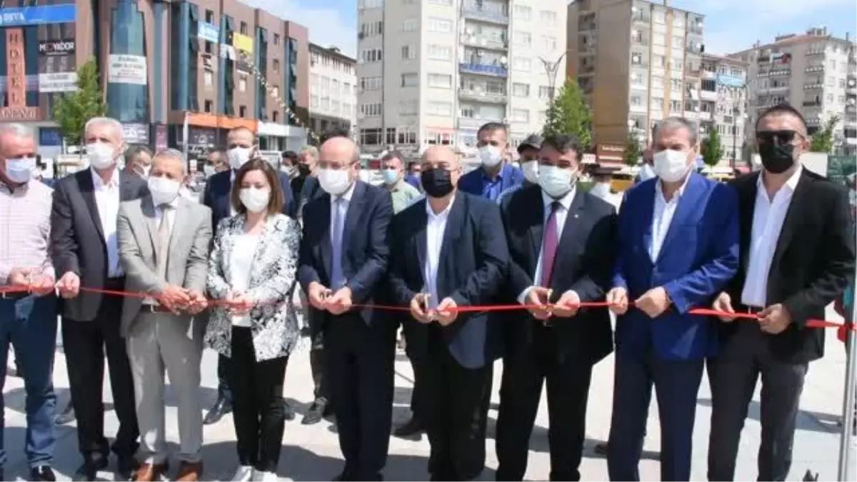 Medya-İş, AA\'nın fotoğraflarından oluşan "Direnen Filistin" konulu sergi açtı