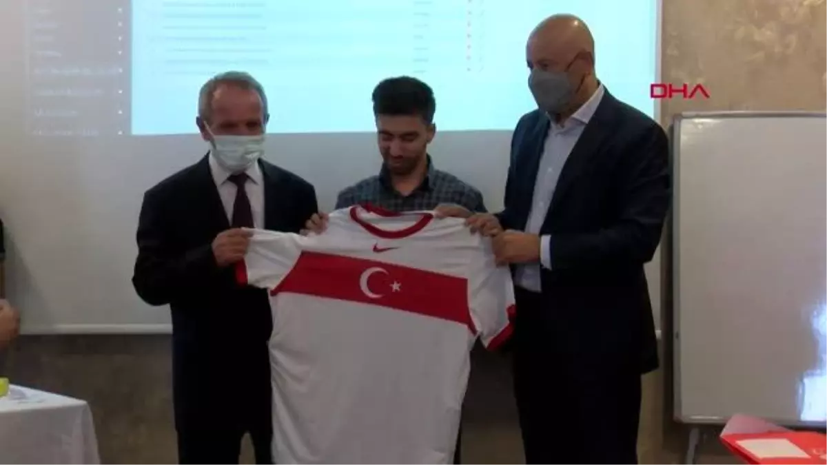 SPOR Sesi Görenler Futbol 1\'inci Ligi\'nin kura çekimi yapıldı