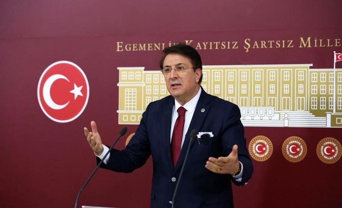 Aydemir\'den darp edilen Gazeteci Uslu\'ya destek: \'