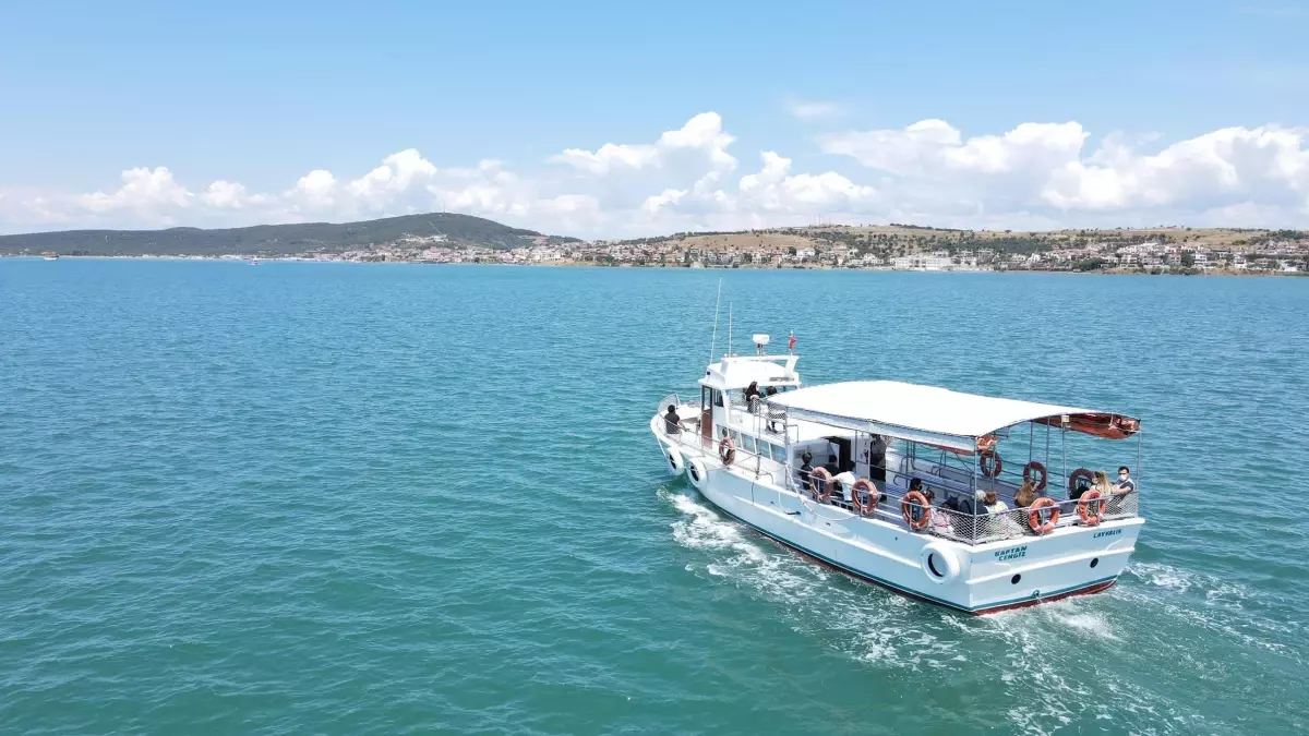 Ayvalık ile Cunda Adası arasında 15 dakikada bir karşılıklı seferler başladı