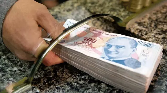 Bankacılık sektörünün mevduatı bir haftada 4,6 milyar lira yükseldi Bankacılık sektörünün mevduatı bir haftada 4,6 milyar lira yükseldi