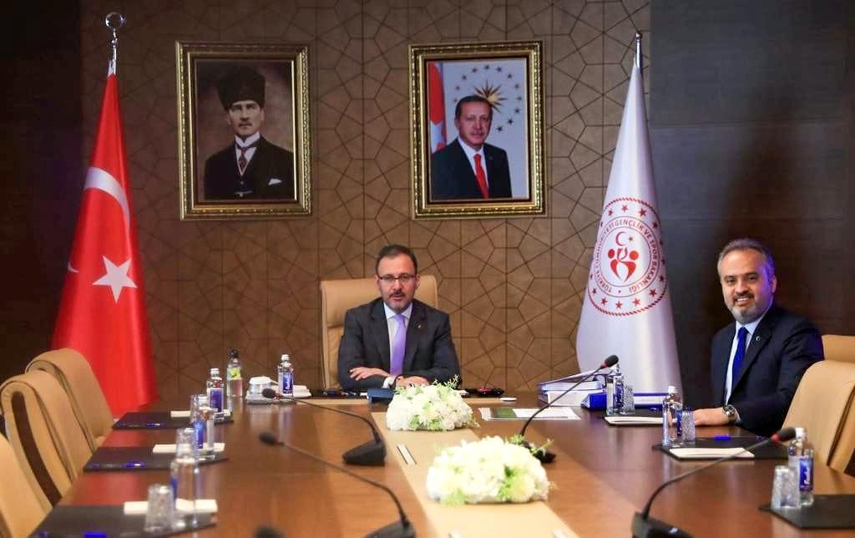 Bursa\'ya 160 milyon liralık spor yatırımı müjdesi