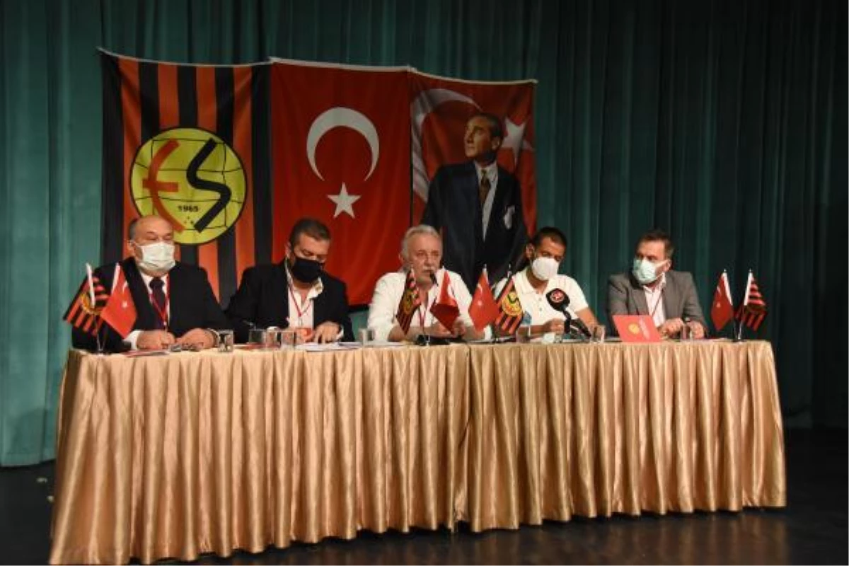 Eskişehirspor Divan Kurulu Başkanı Çelikoğlu\'ndan transfer yasağının kaldırılması için imza çağrısı Açıklaması