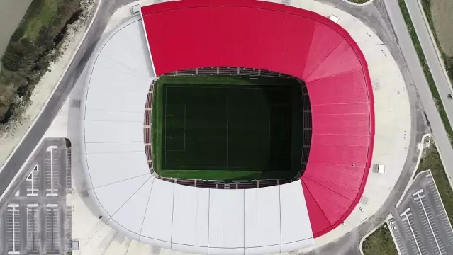 Hatay Stadı yarın açılıyor Hatay Stadı yarın açılıyor