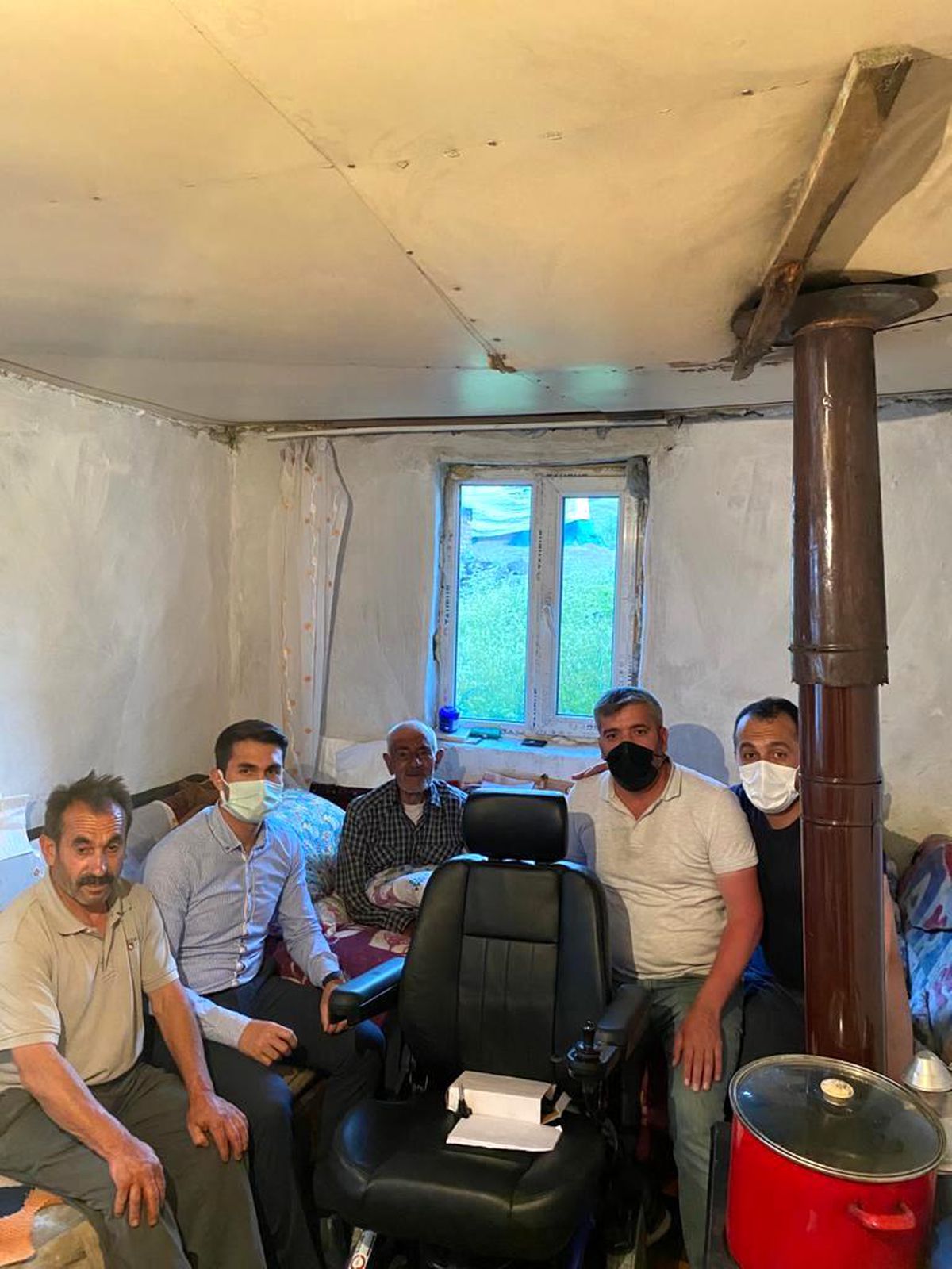 Kars Milletvekili Arslan, Sarıkamış\'ta engelli vatandaşların umudu oluyor
