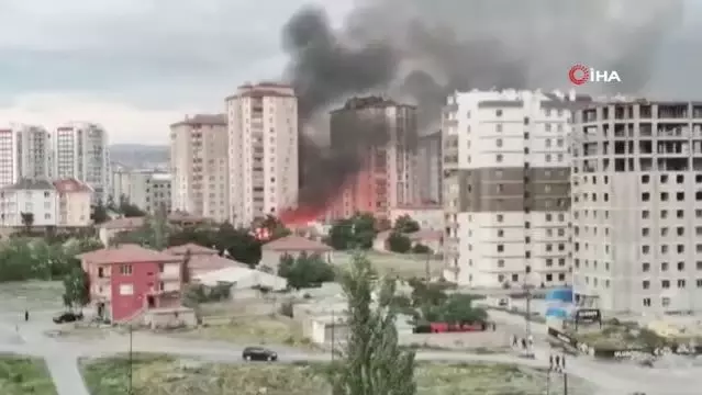 son dakika haberi kayseri de yangin patlamalar mahalleliyi sokaga doktu