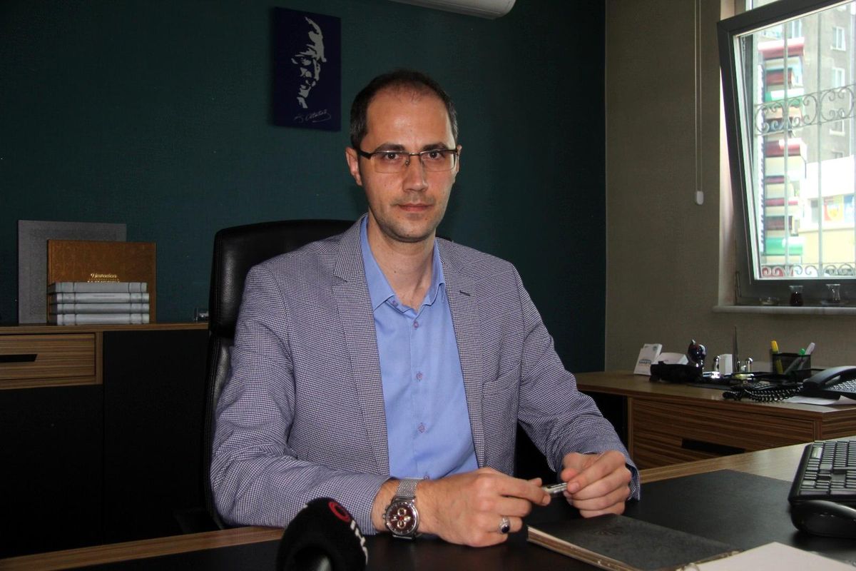 Kentsel Dönüşüm Daire Başkanı Alp: "İşçilikle ilgili eksikliklerimizi ve hatalarımızı giderene kadar yaptığımız işin arkasındayız"