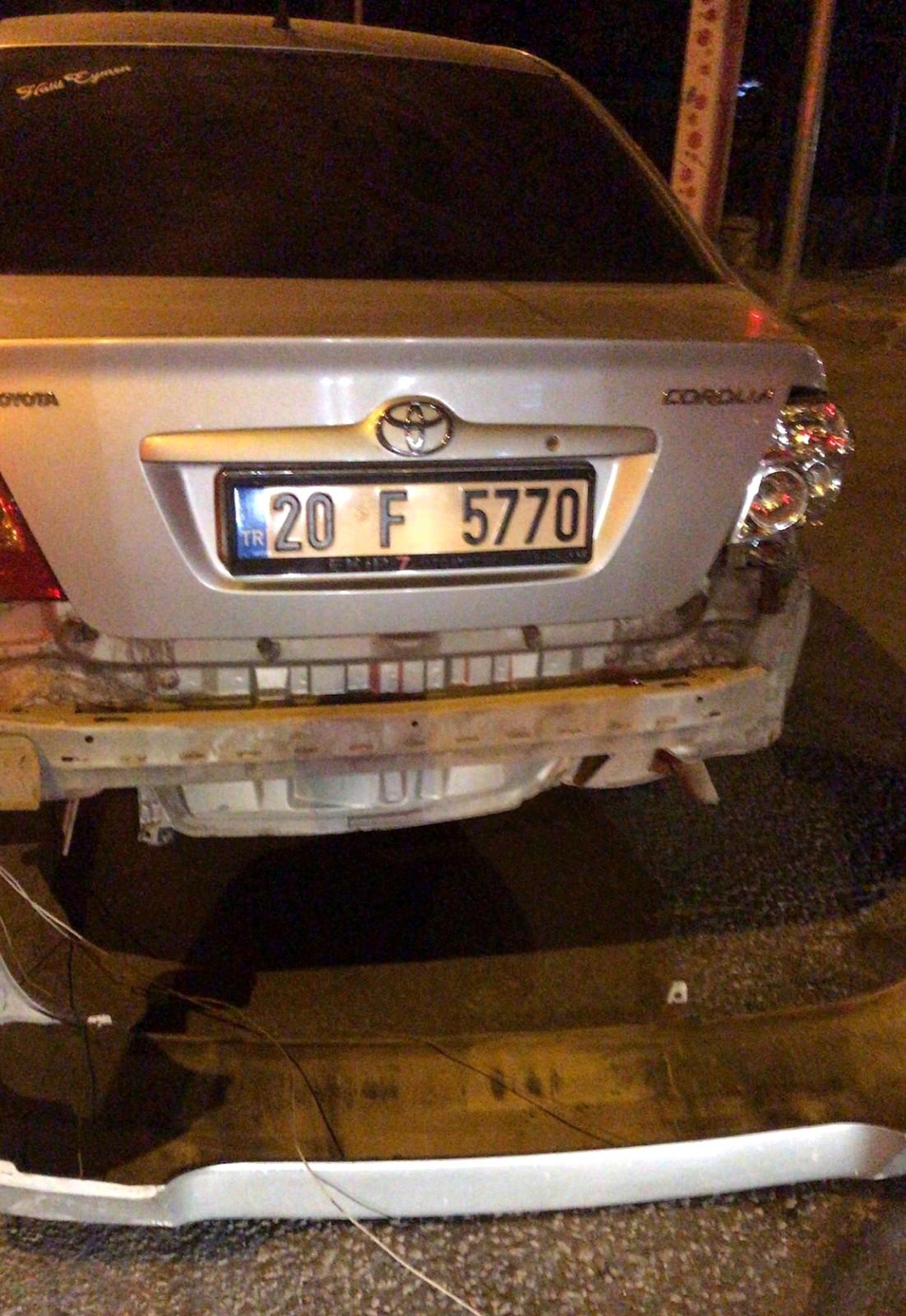 Motosiklet ile otomobil çarpıştı: 1 yaralı