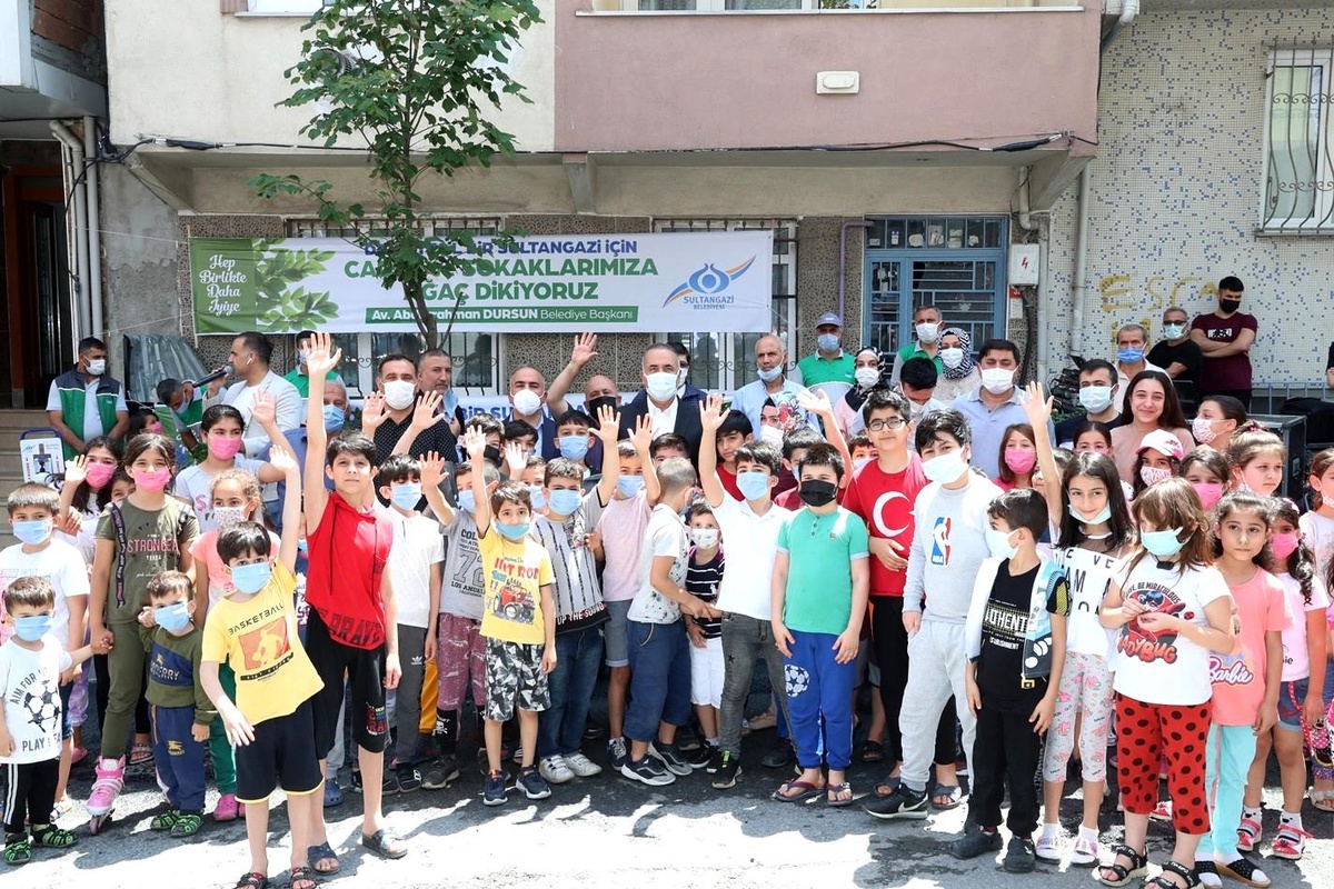 Sultangazi Belediyesi, ağaç dikim seferberliği başlattı