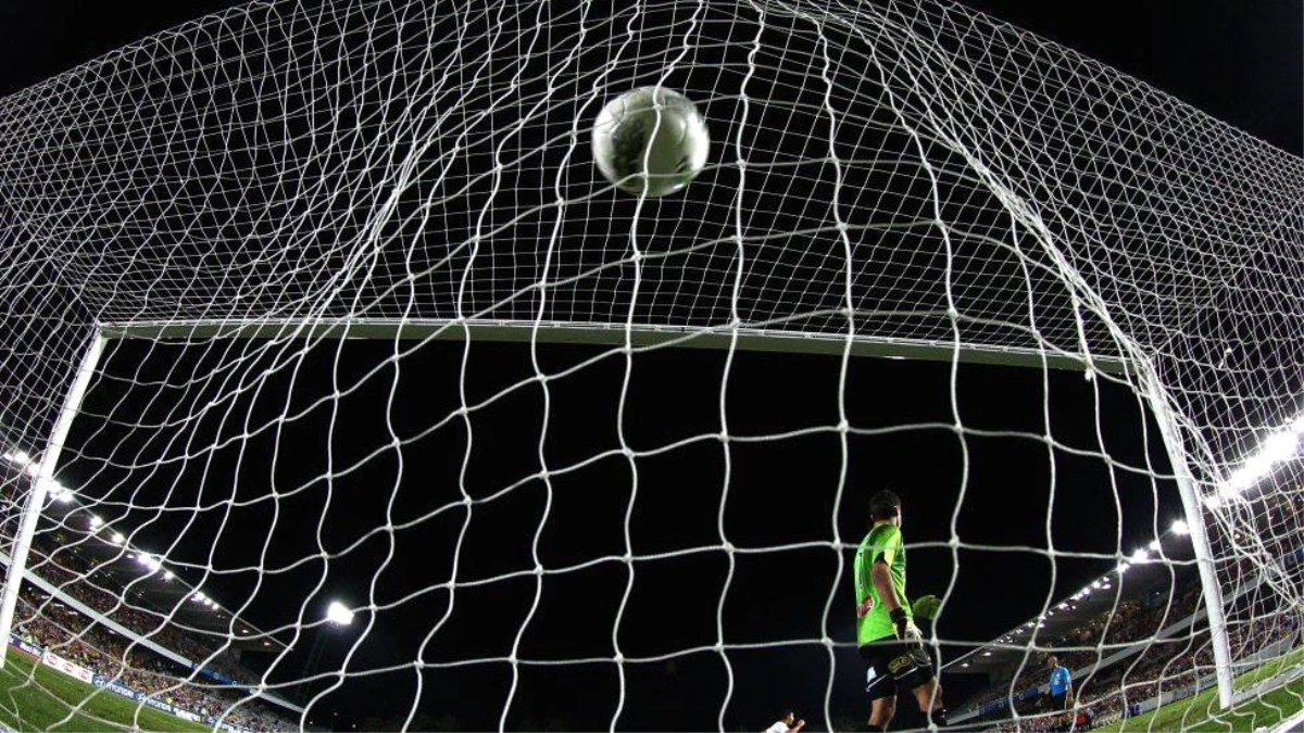 UEFA gelecek sezondan itibaren deplasman golü kuralını kaldırdığını açıkladı