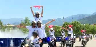 Yunus ve narkotik timlerinden adrenalin dolu gösteri