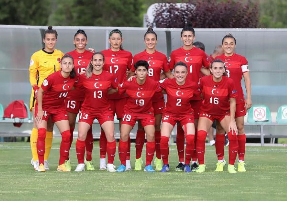 A Milli Kadın Futbol Takımı\'nın hazırlık kampı kadrosu açıklandı