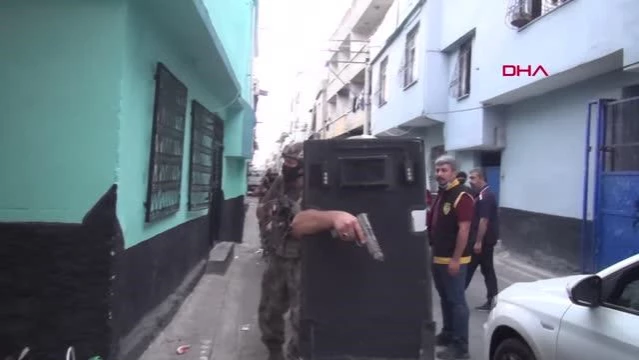 Adana'da çıkar amaçlı suç örgütüne operasyon: Çok sayıda gözaltı