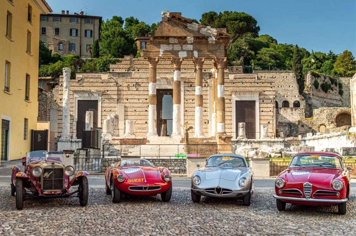 Alfa Romeo\'nun klasikleri Mille Miglia\'da sahne aldı