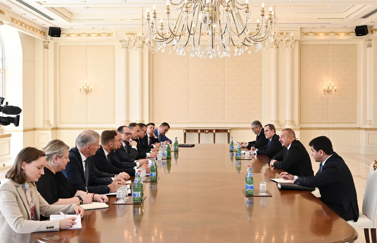 Aliyev: "Ermenistan barış anlaşması müzakerelerinin başlatılmasına ilişkin açıklamalarımızı görmezden geliyor"