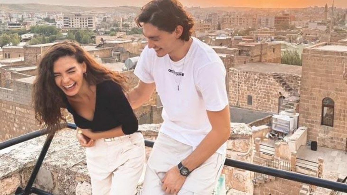 Ebru Şahin\'in evlilik sorusuna cevabı Cedi Osman\'ı sıkıştırdı: Henüz teklif gelmedi