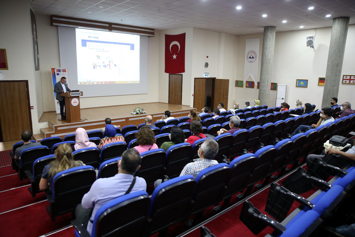 ERÜ\'de çocuk istismarı konulu eğitim verildi
