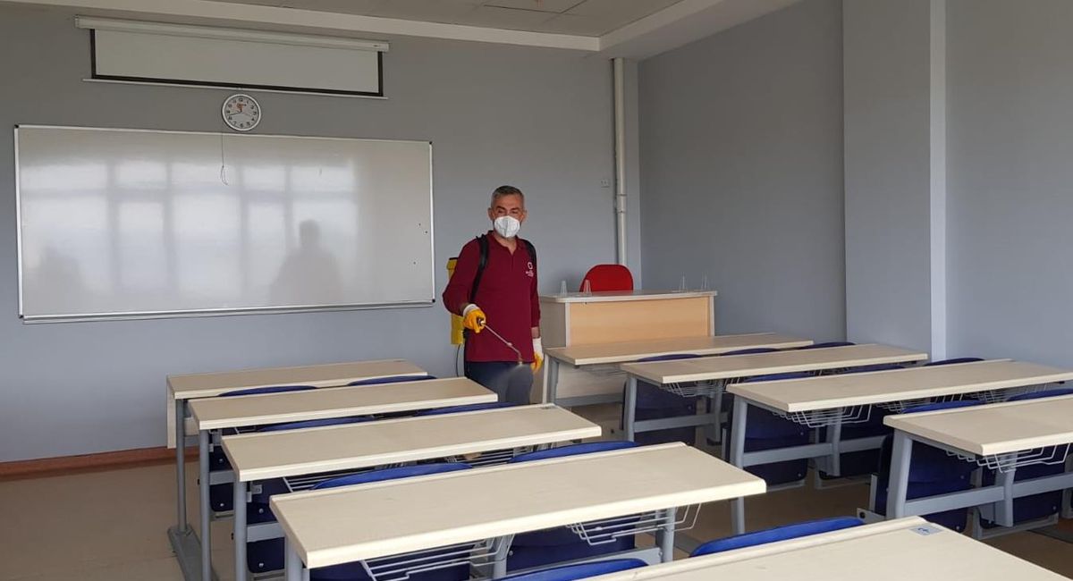 Ordu\'da YKS öncesi okullar dezenfekte edildi