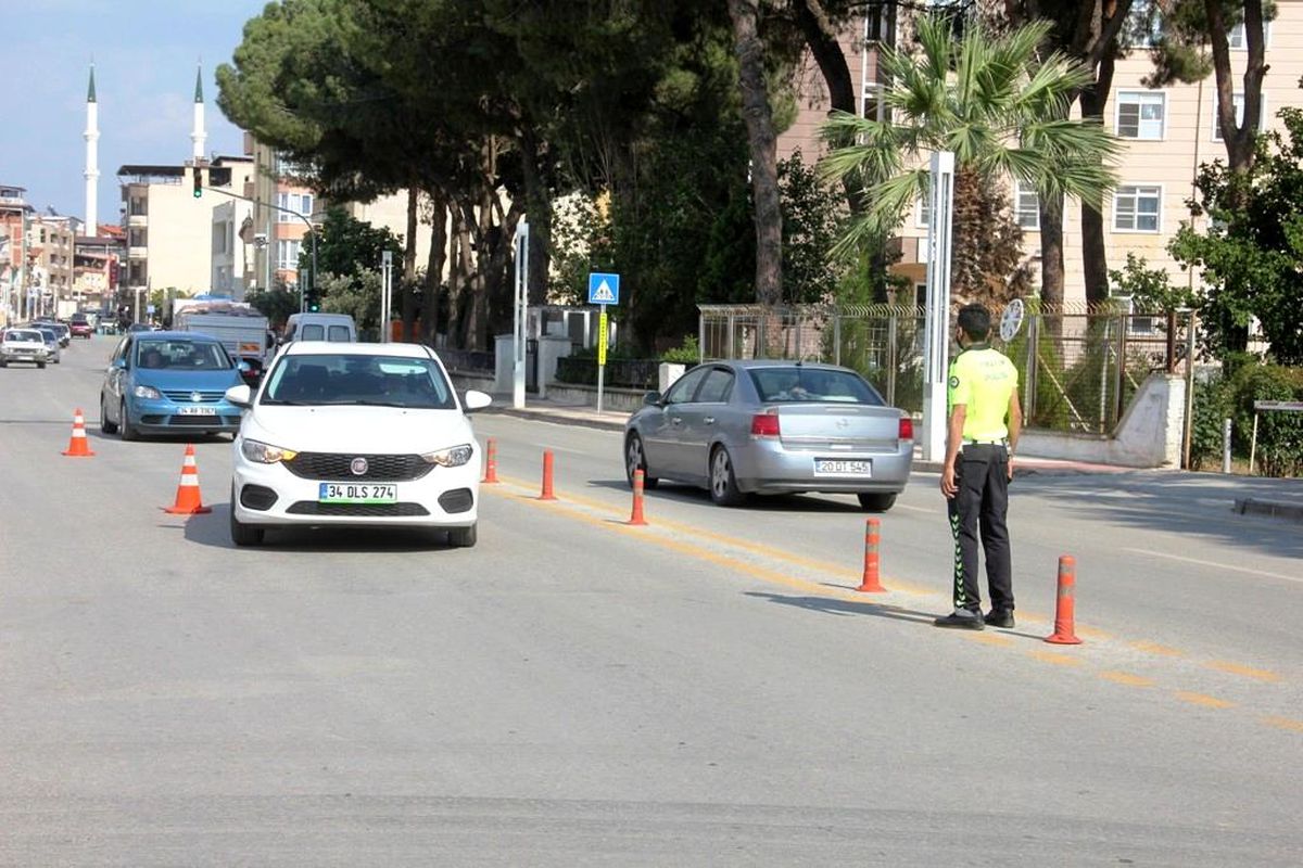 Sarıgöl emniyetinden geniş çaplı asayiş ve trafik uygulaması