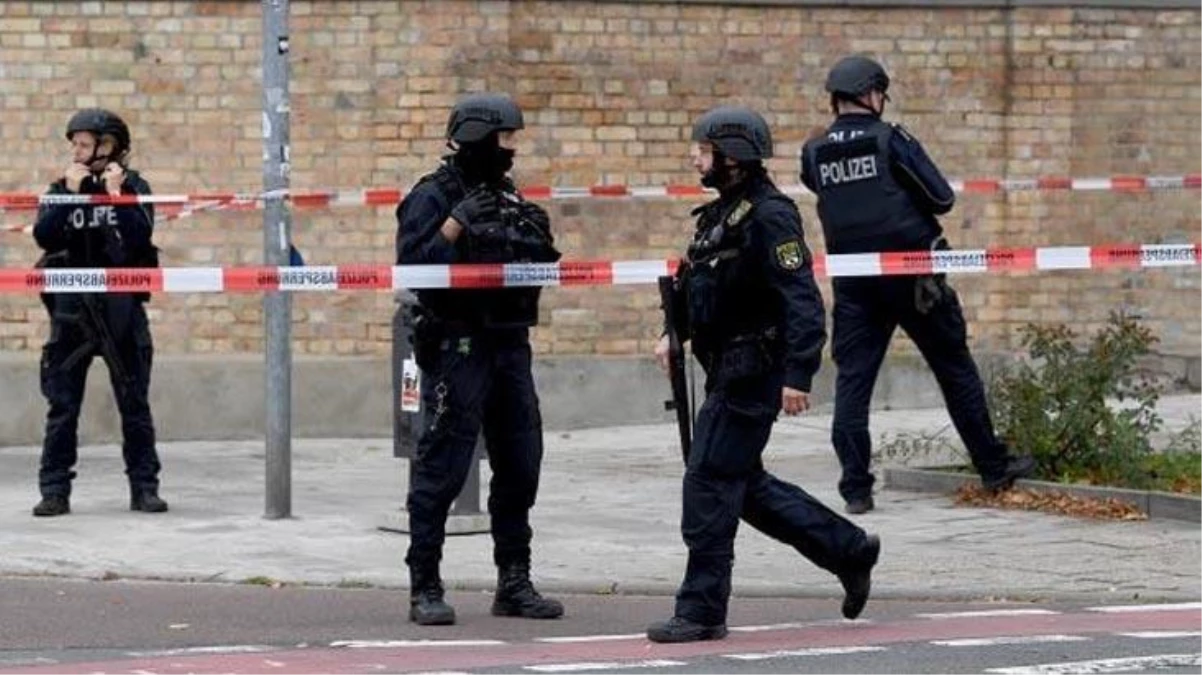Son Dakika: Almanya\'da bıçaklı saldırı: 3 ölü, 6 yaralı