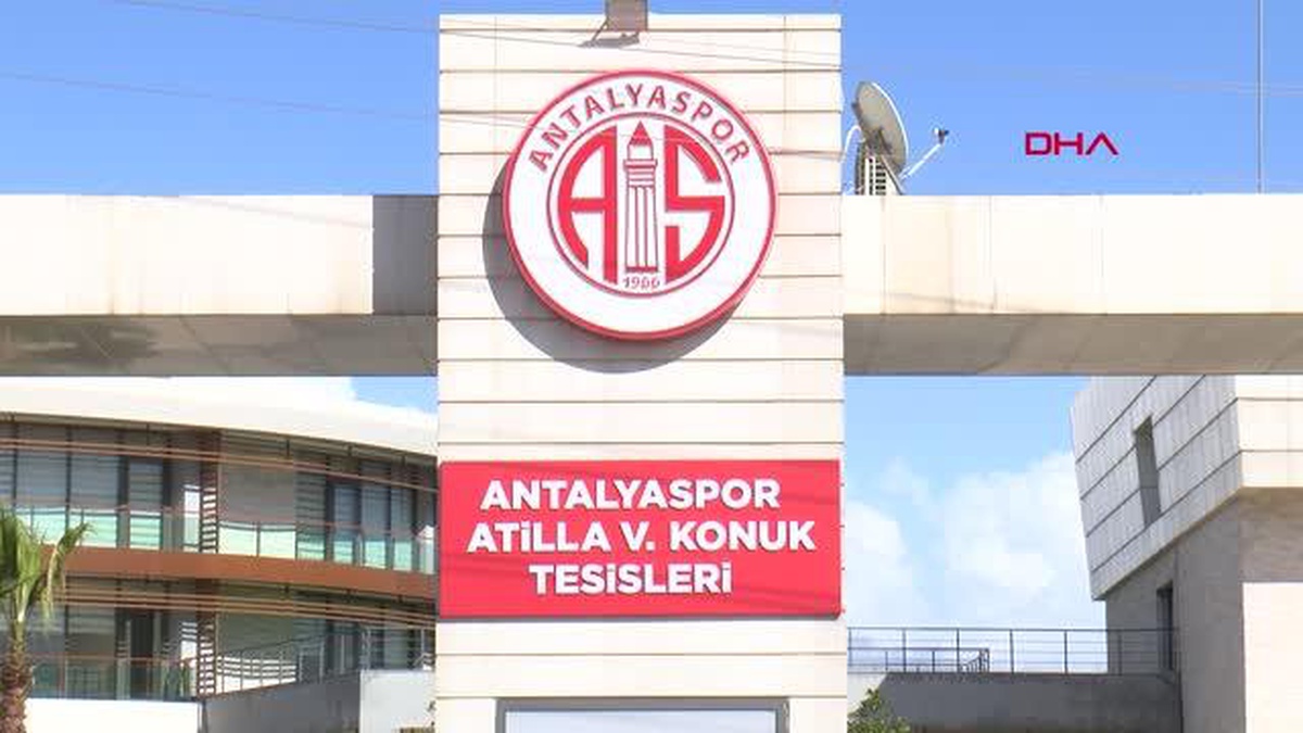 SPOR Antalyaspor, Doğukan Nelik ve Ersin Zehir\'i renklerine bağladı