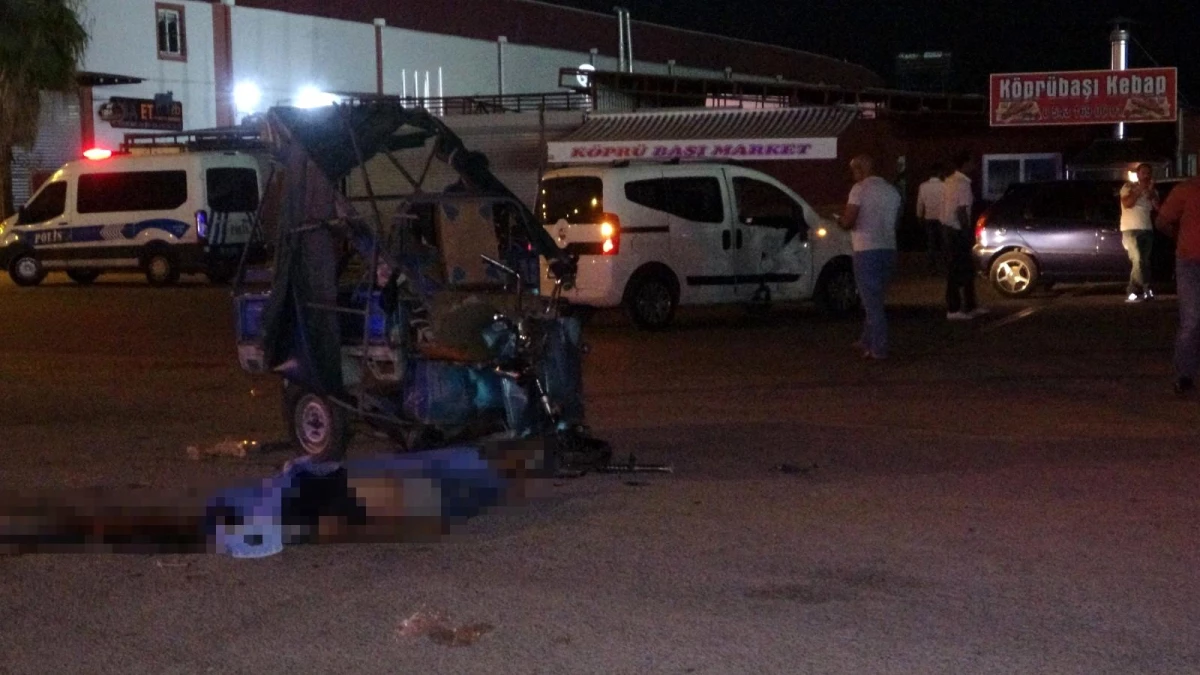 Adana\'da trafik kazası: 1 ölü, 3 yaralı