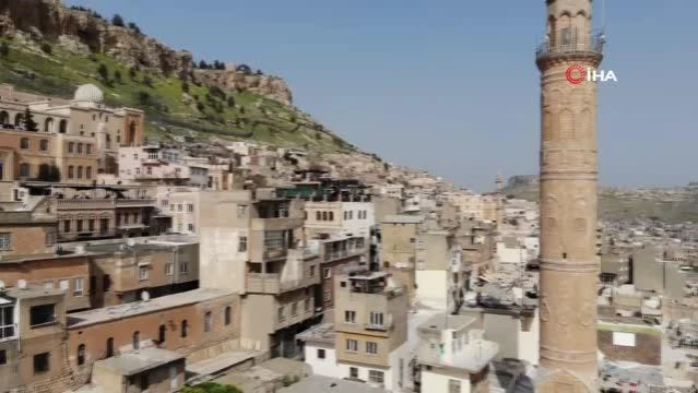 Mardin'de hafta sonu turist yoğunluğu yaşanıyor