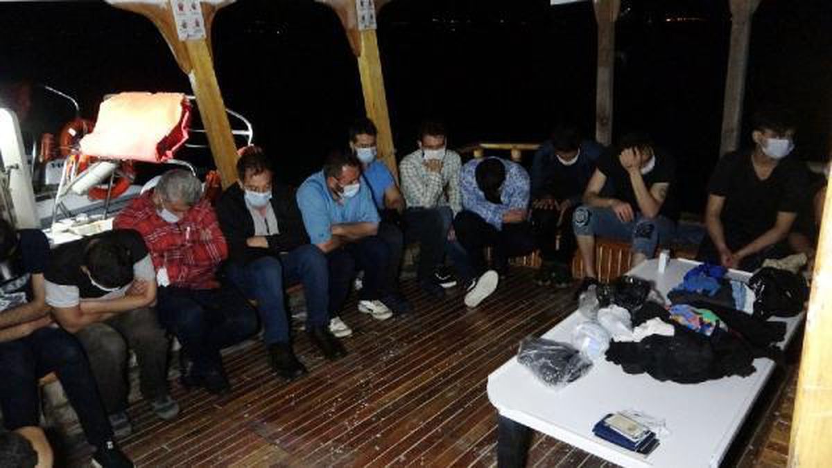 Antalya\'dan Kıbrıs\'a geçmeye çalışan kaçaklar yakalandı