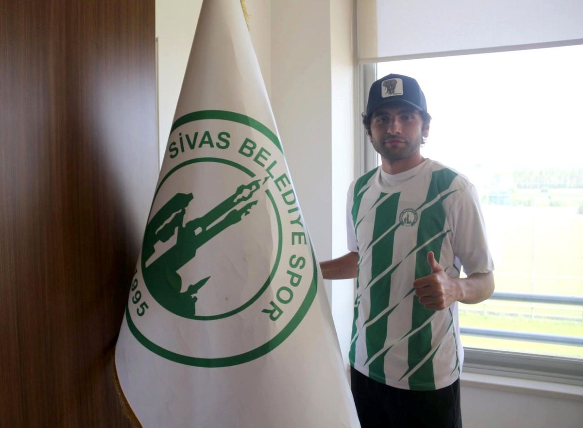 Barış Sağır, Sivas Belediyespor\'a transfer oldu