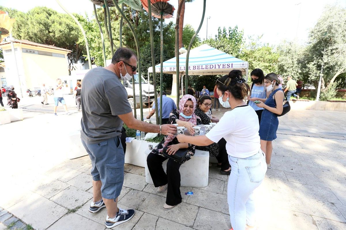Efeler Belediyesi öğrenci ve velileri YKS\' de yalnız bırakmadı
