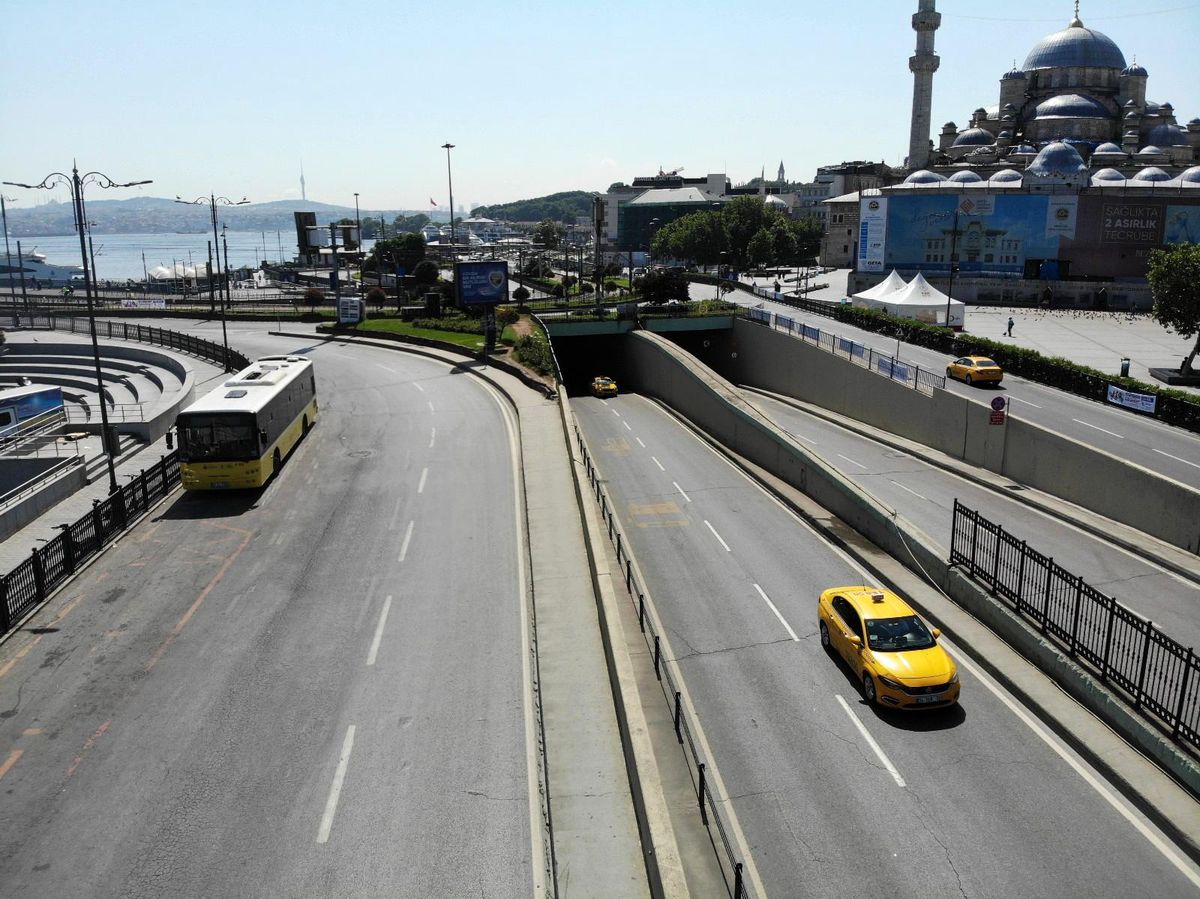 İstanbul\'da kısıtlamalı son pazar