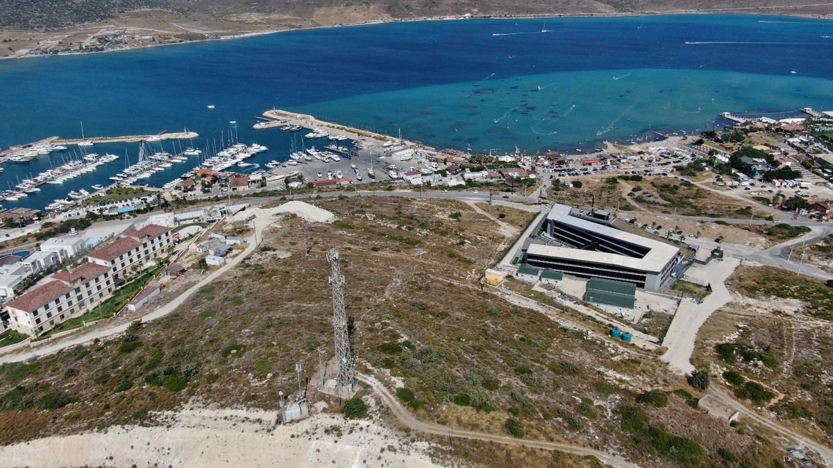 İzmir\'de yatırımlık 81 konut ve ticari alan satışa çıkıyor