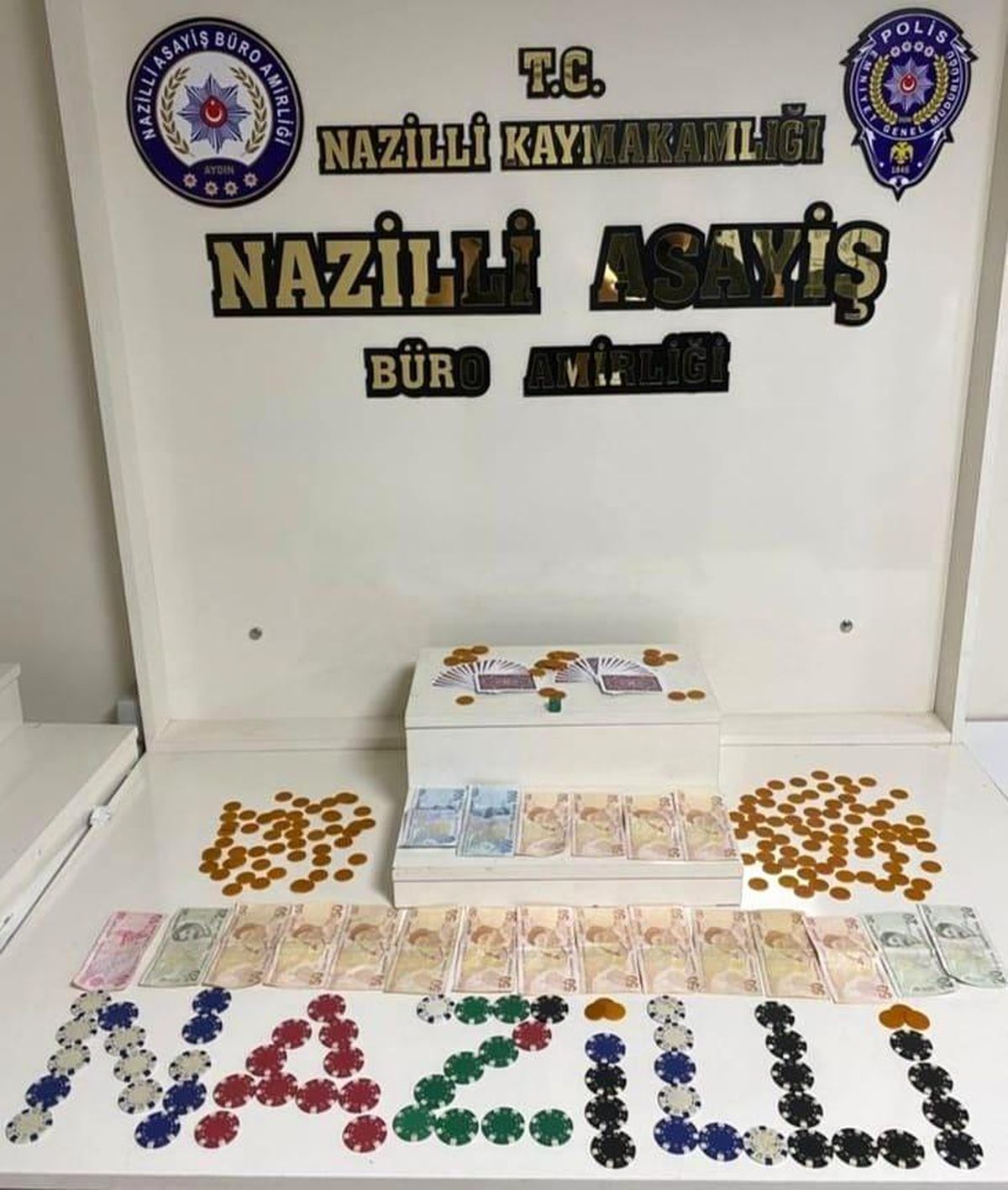Kıraathaneye kumar baskını