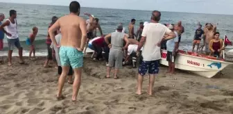 Moldovalı genç kız, Karasu'da girdiği denizde boğuldu