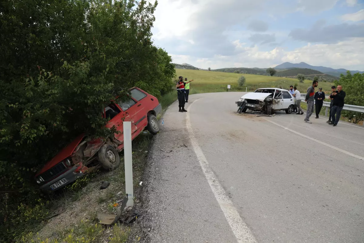 Çubuk\'ta trafik kazası: 5 yaralı