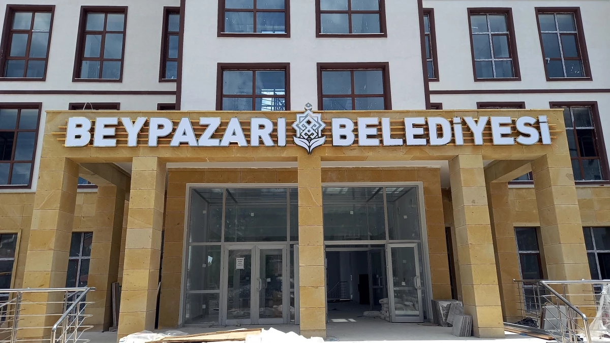 Beypazarı Belediyesi yeni binasına taşınmak için gün sayıyor