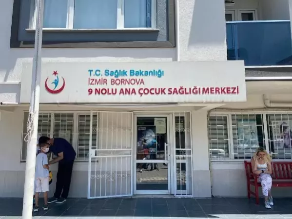 İsrafı önlemek için son doz aşıyı yoldan çevirdiklerine yapıyor