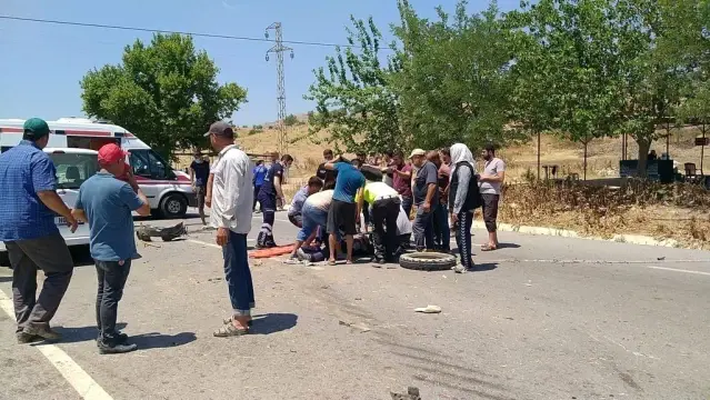 İzmir'de feci kaza: 1 kişi yaşamını yitirdi, 17 tarım işçisi ölümden döndü