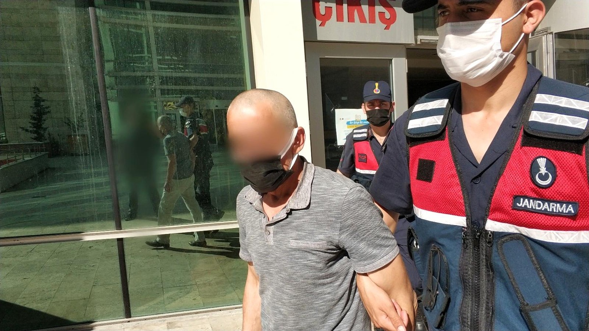 Kablo hırsızlığı şüphelisi sigara izmaritinden yakalandı