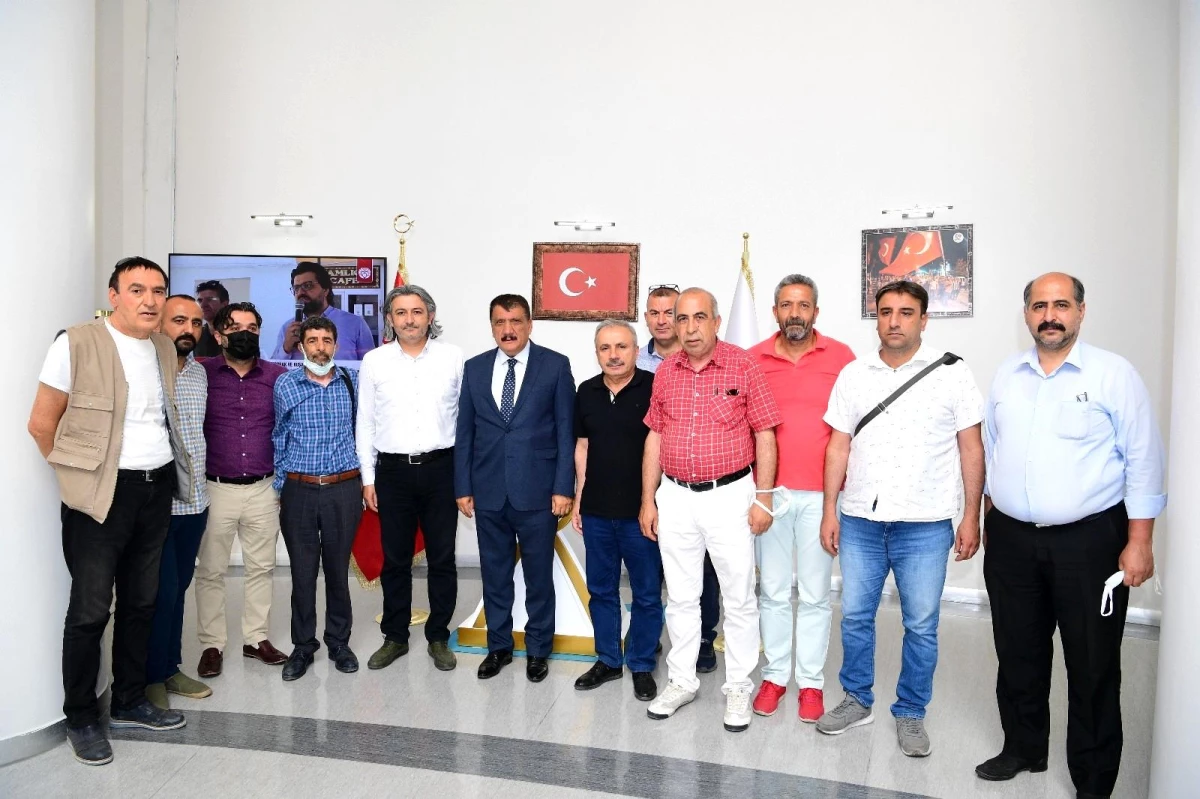 Malatya Gazeteciler Cemiyeti\'nden Başkan Gürkan\'a ziyaret