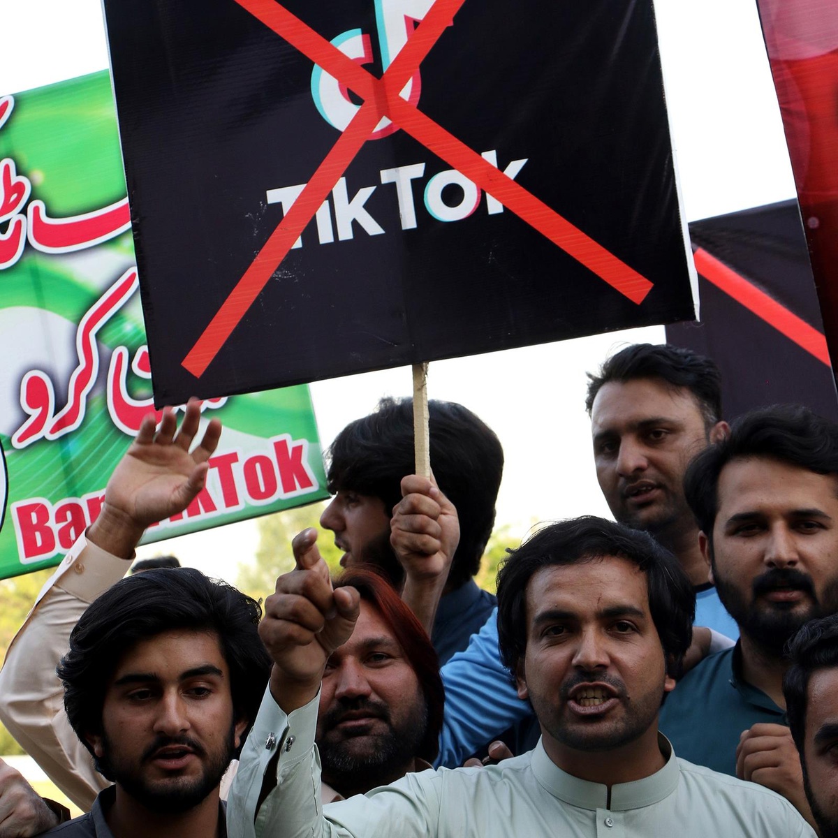 Pakistan\'da TikTok bir kez daha yasaklandı