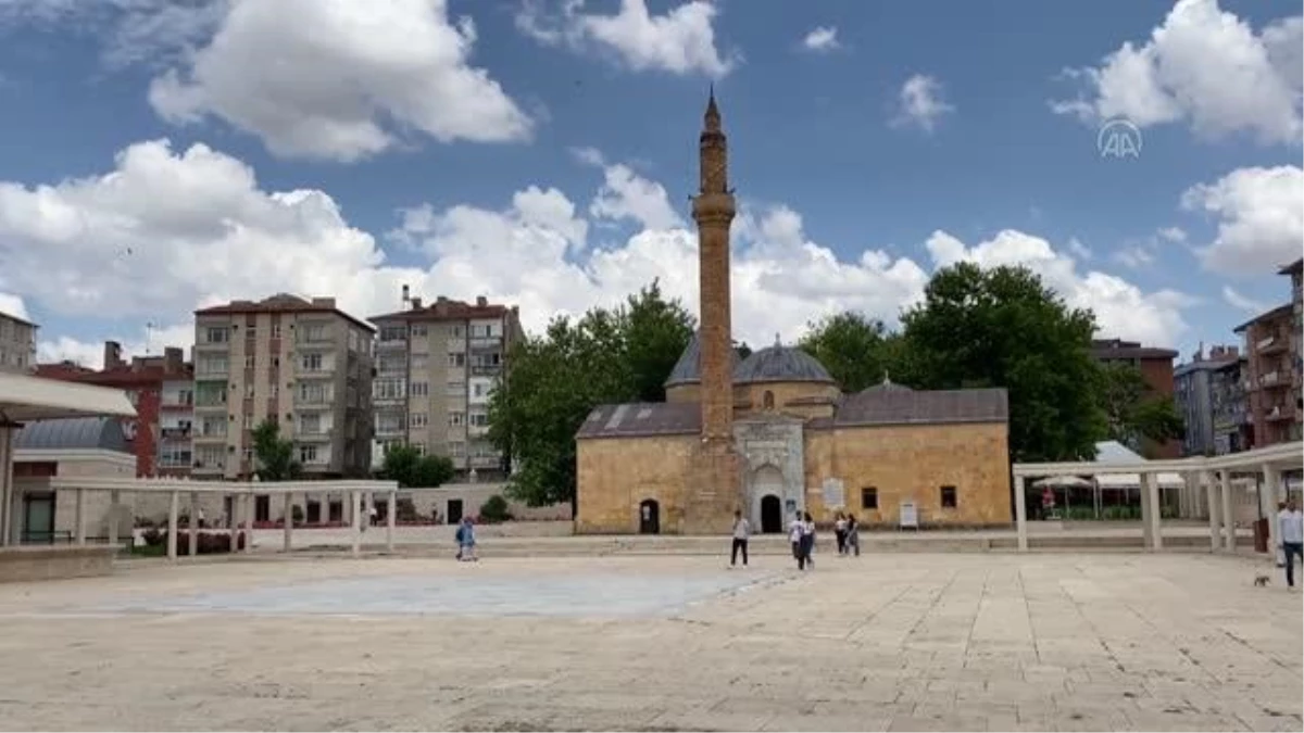 Tarih ve kültür şehri Kırşehir ziyaretçilerini bekliyor