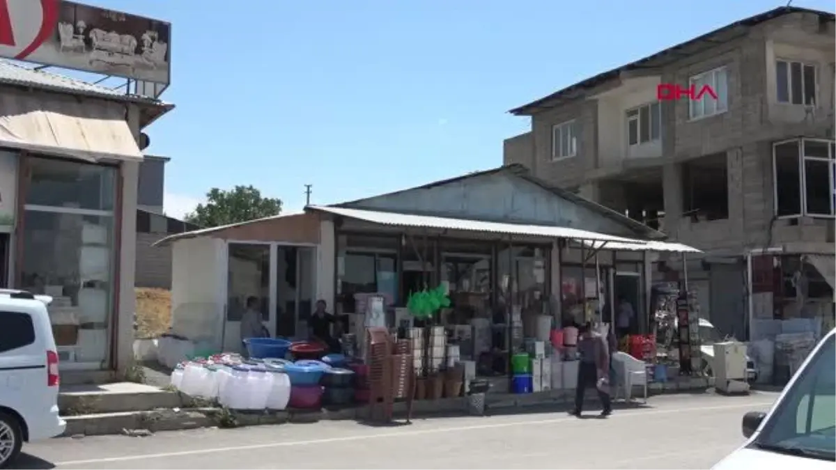 VAN KAÇAK KAT DEPREMDE SONLARI OLDU; CEZALAR 24 TAKSİTLE ÖDENECEK (((