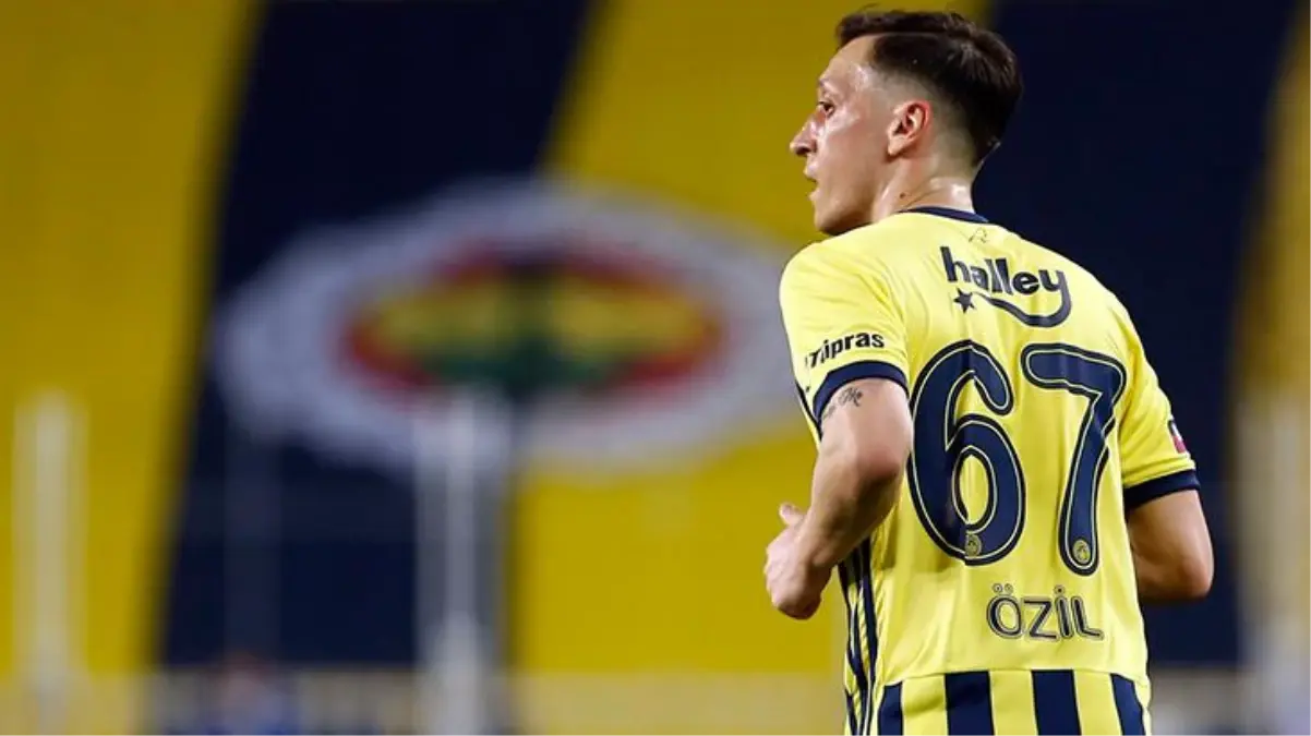 Akrabaları, Mesut Özil\'in en sevdiği lezzet üçlüsünü söyledi: Beyaz baklava, cevizli kömeç ve Devrek simidi